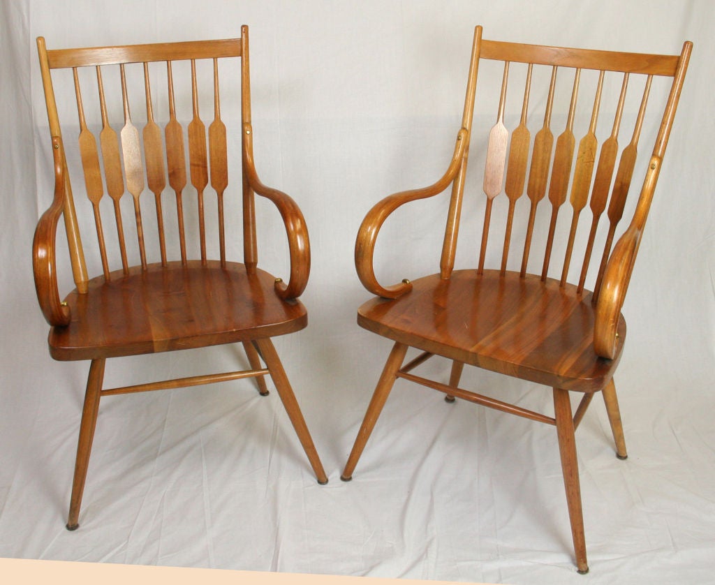 Beautiful pair of modern Windsor style armchairs designed by Kipp Stewart and Stewart MacDougal for Drexel Furniture. Handcarved back splats with flattened form, bentwood arm and carved seat. An intersting amalgamen of historical references, from