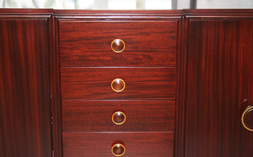 Hollywood Regency Mobile credenza di metà secolo Tommi Parzinger in vendita