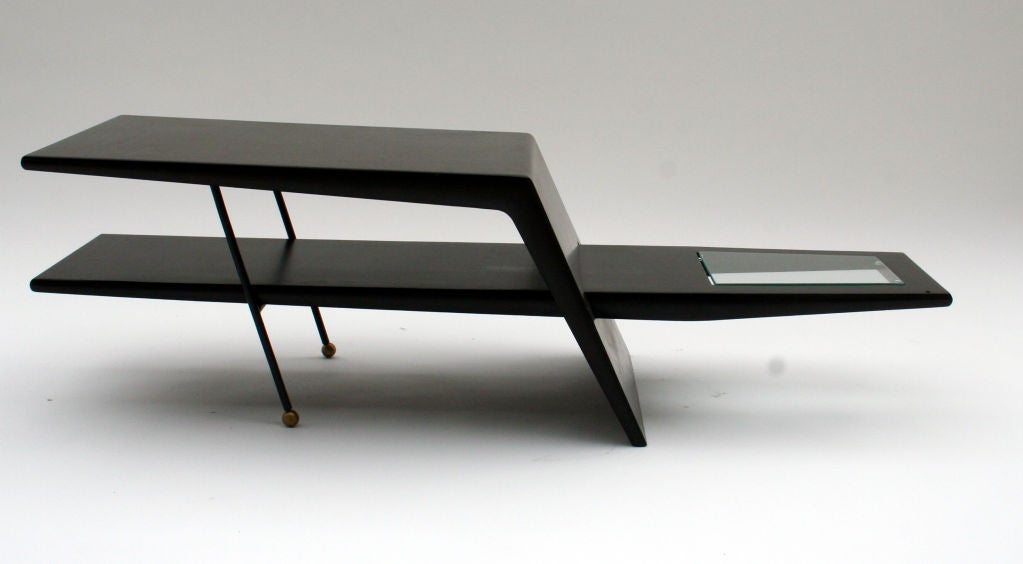Mid-Century Modern Sculptural Coffee Table In Good Condition For Sale In Palm Springs, CA