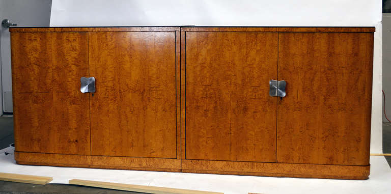 Pair of European Art Deco Burl Cabinets In Good Condition For Sale In Palm Springs, CA