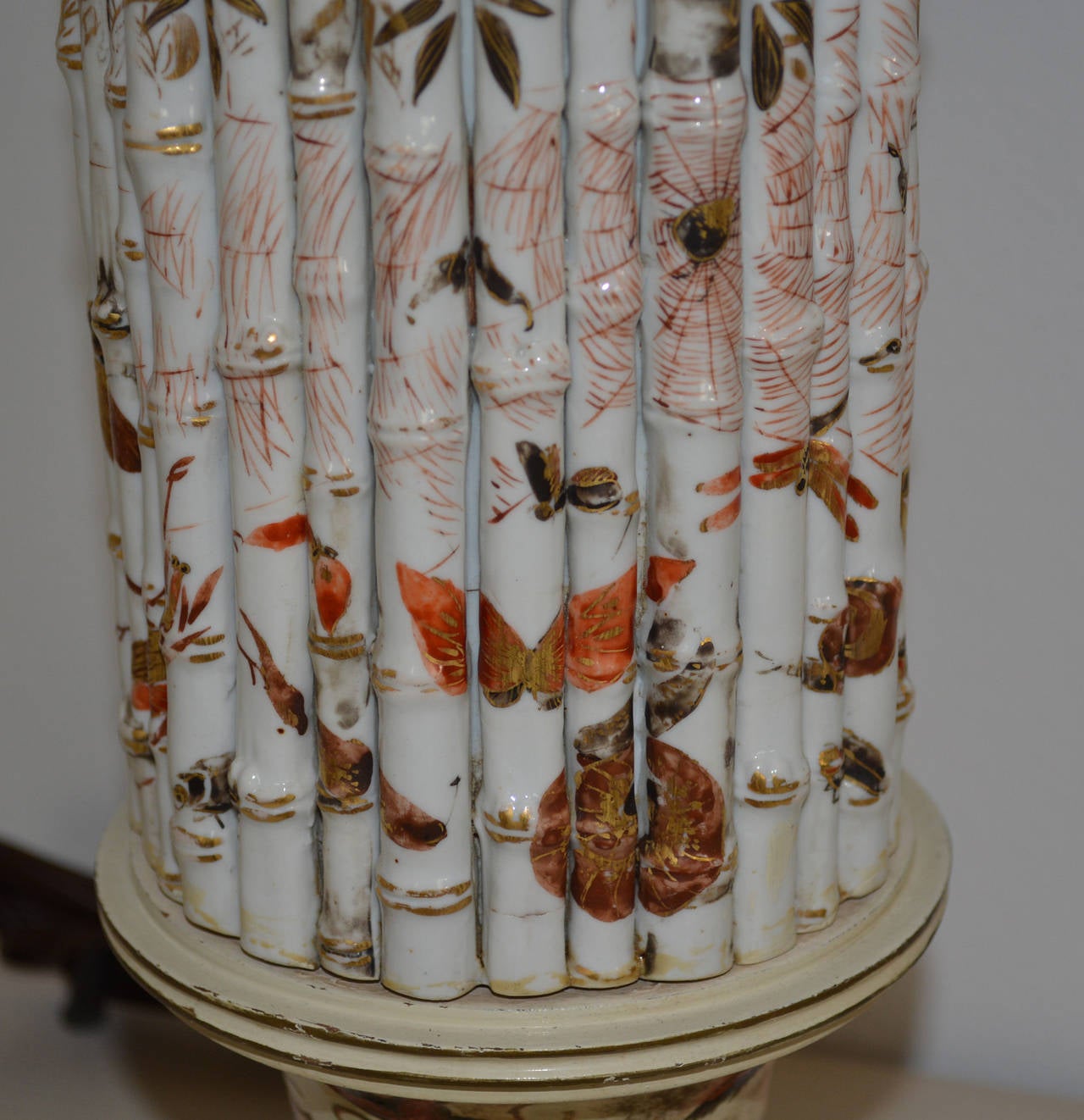 Porcelaine Paire de lampes en porcelaine japonaise en vente