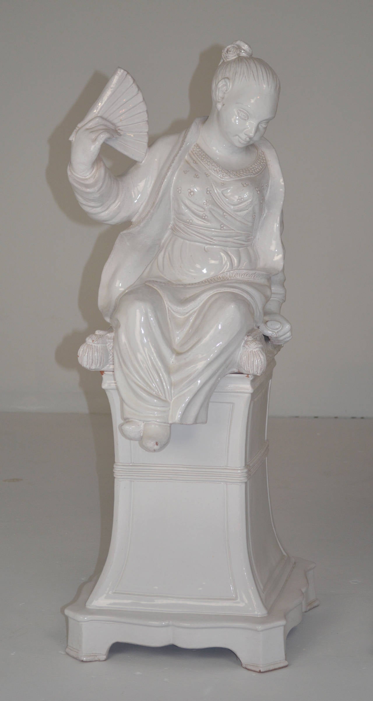 Pair of Large Italian Faience Glazed Chinese Figures on Pedestals In Good Condition In Palm Springs, CA