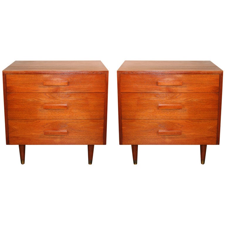 Pair of MidCentury Modern Walnut Three Drawer Nightstands For Sale at