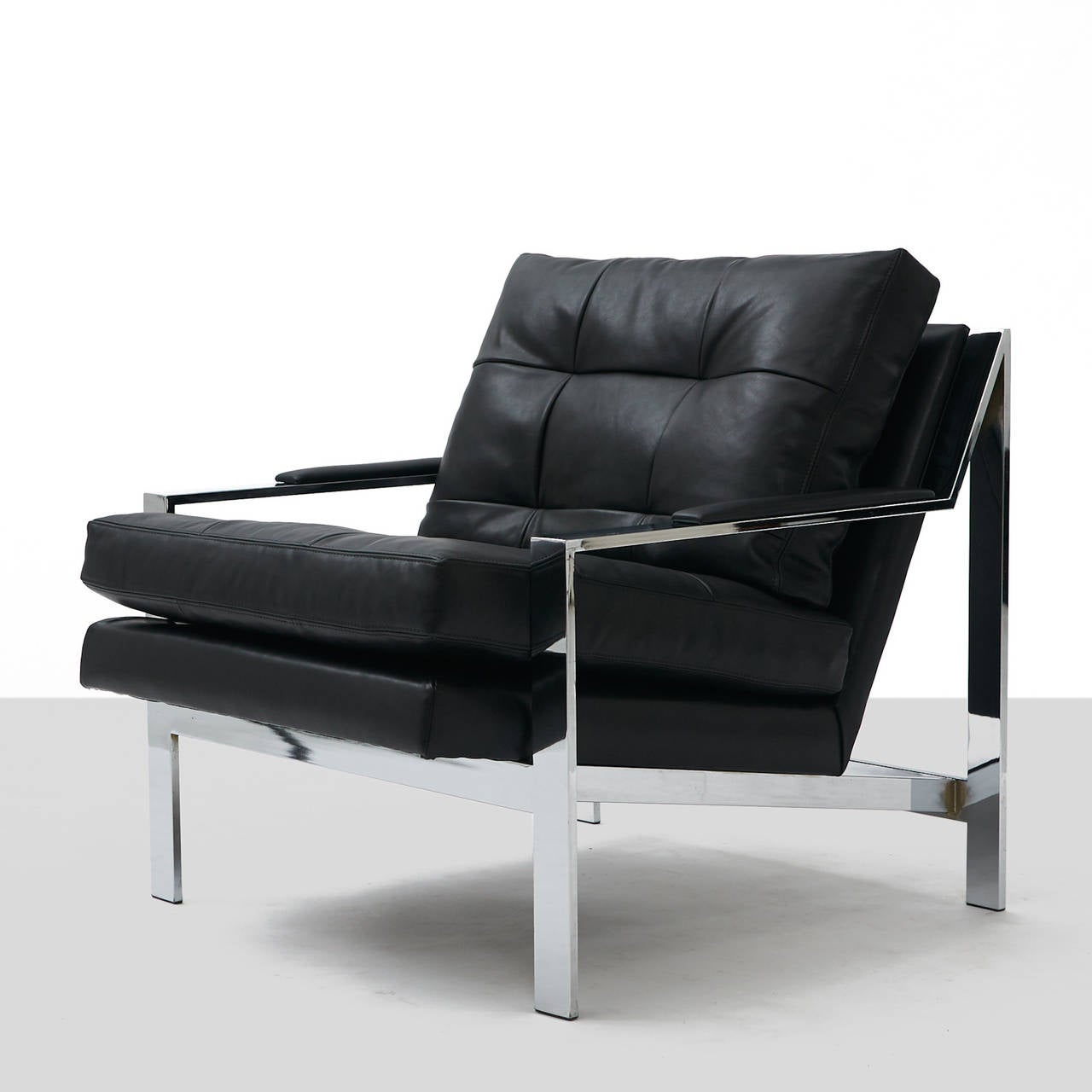 Pair of Black Leather and Chrome Lounge Chairs at 1stdibs
