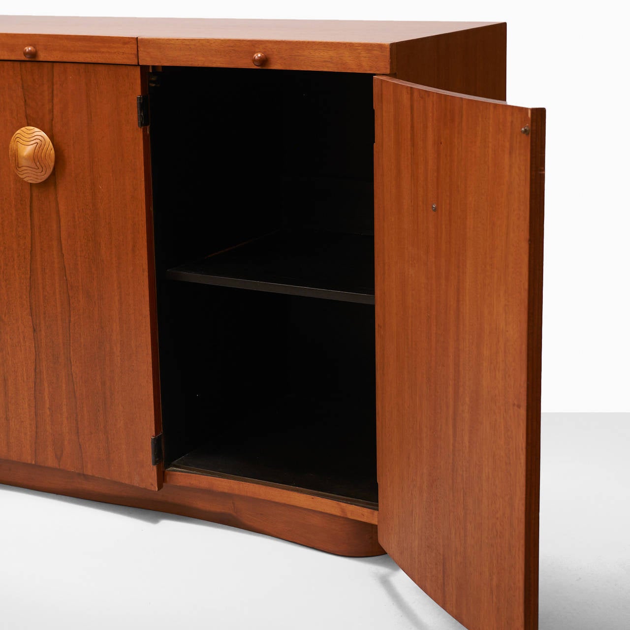 Enfilade Gilbert Rohde, Paldao en vente 1