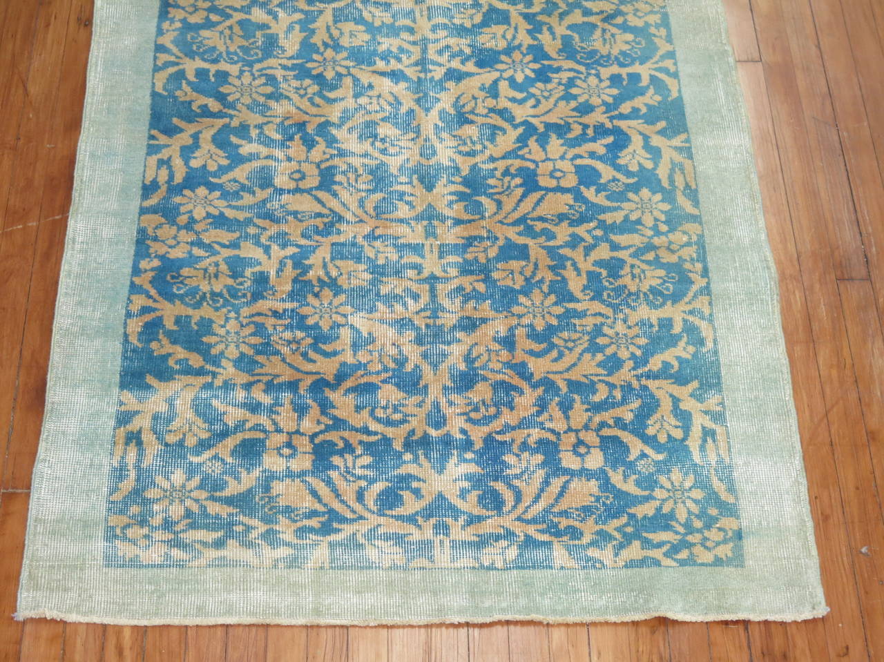 Türkischer Vintage-Teppich in Türkis (Moderne der Mitte des Jahrhunderts) im Angebot