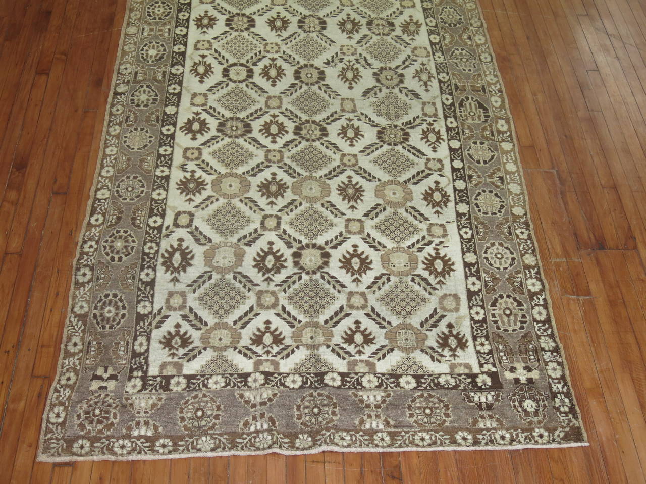 Hand-Woven Mid-20th Century Primitive Hand Knotted White and Brown Turkish Anatolian Rug For Sale