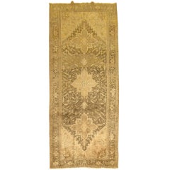 Vintage Persian Heriz Gallery Rug 11