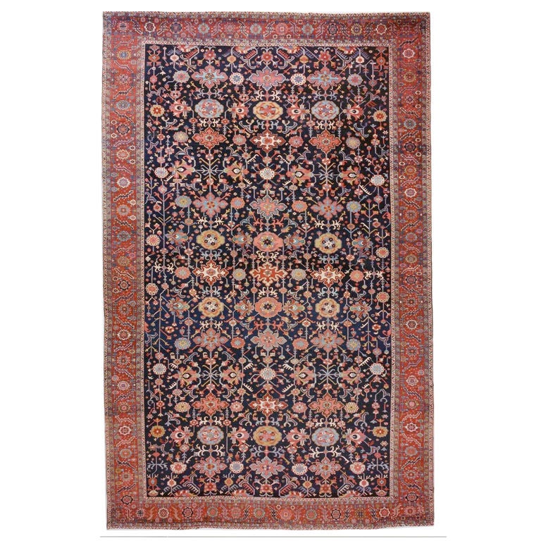 Tapis persan Serapi surdimensionné en vente