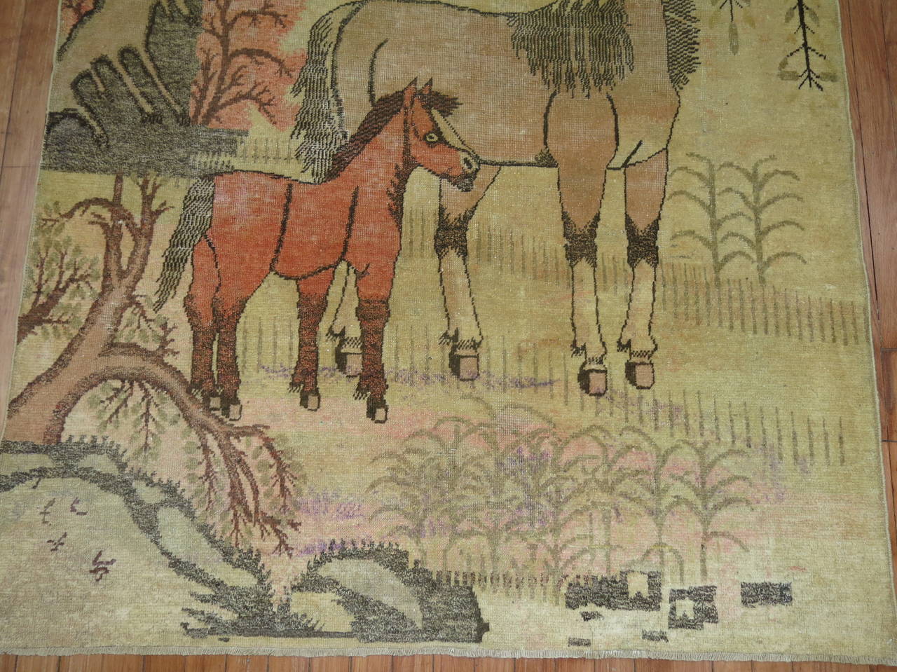Antique Pictorial East Turkestan Rug with two horses In Good Condition In New York, NY