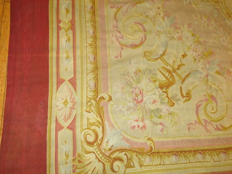 Antique French Aubusson Carpet In Excellent Condition In New York, NY