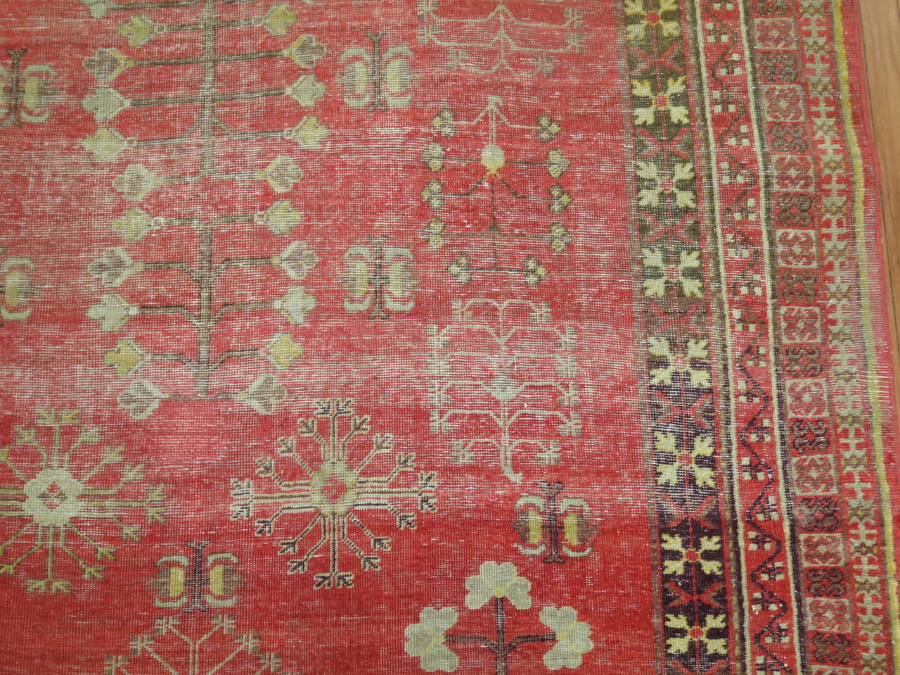 Chippendale chinois Ancien tapis Khotan du Turkestan oriental en vente