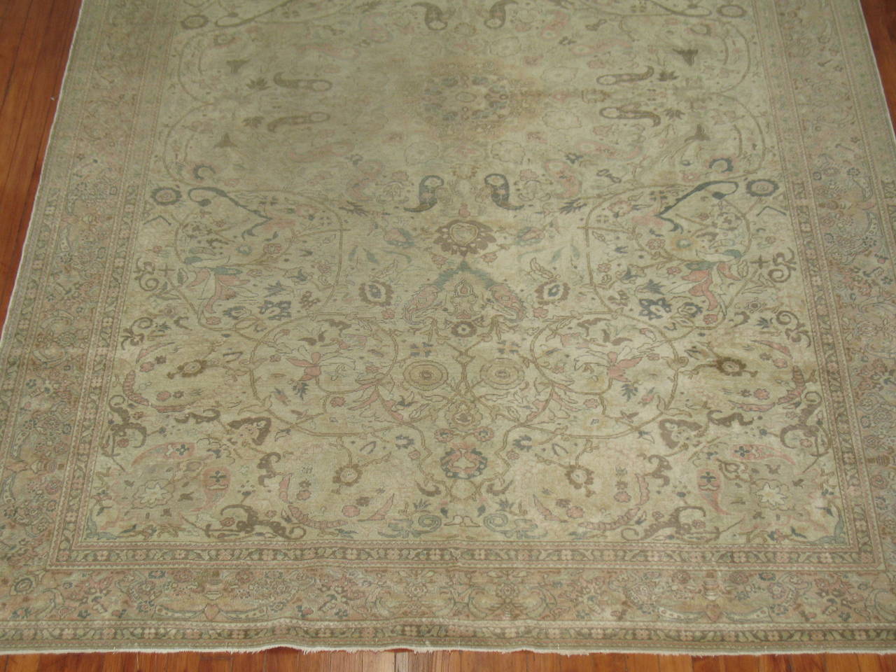 hand-knotted turkish rugs