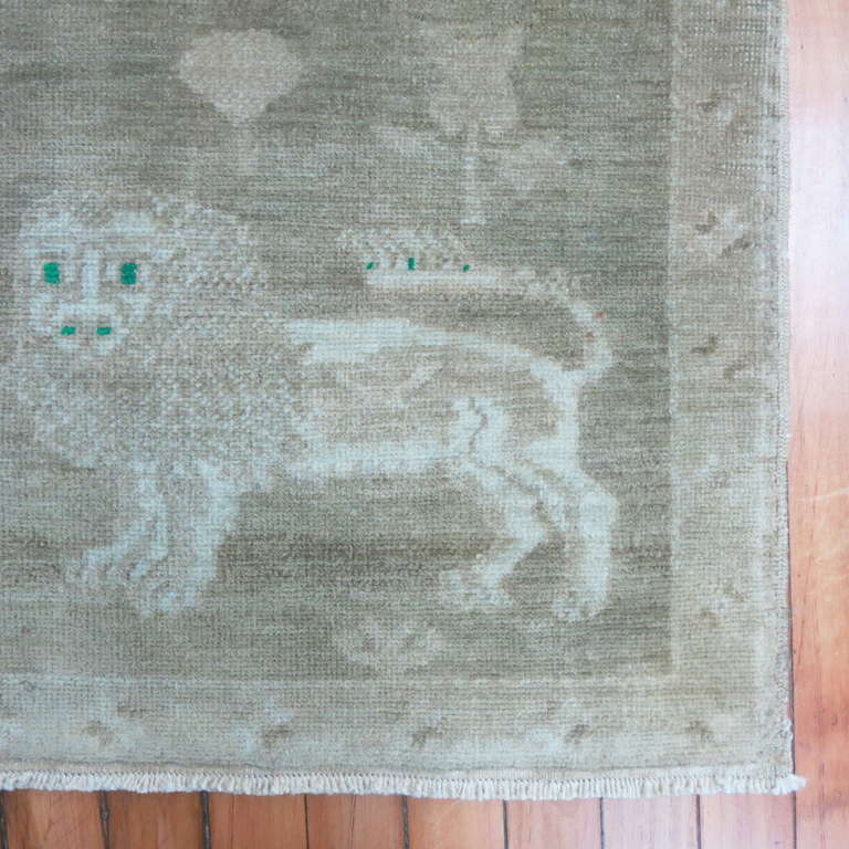Vintage Turkish Lion Rug In Good Condition In New York, NY