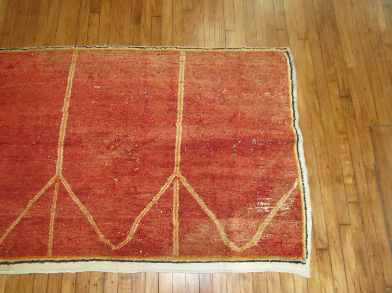 Zabihi Collection Antique Turkish Anatolian Throw Rug In Good Condition For Sale In New York, NY