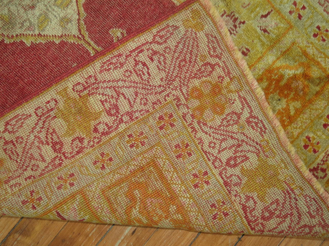 A fine quality Turkish Sivas small runner with rich colors.

2'9'' x 5'8''