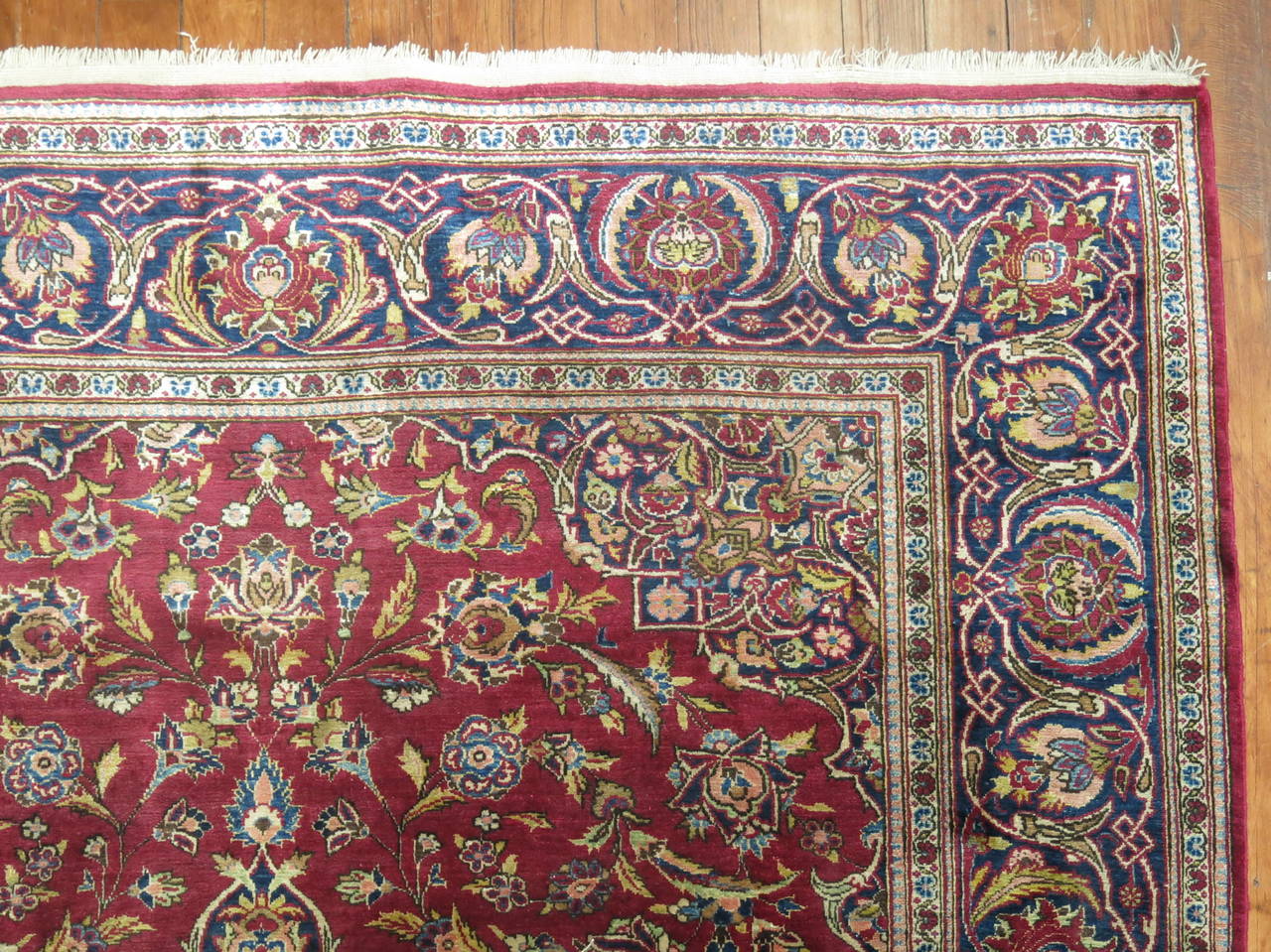 Antique Persian Silk Area Rug In Excellent Condition For Sale In New York, NY