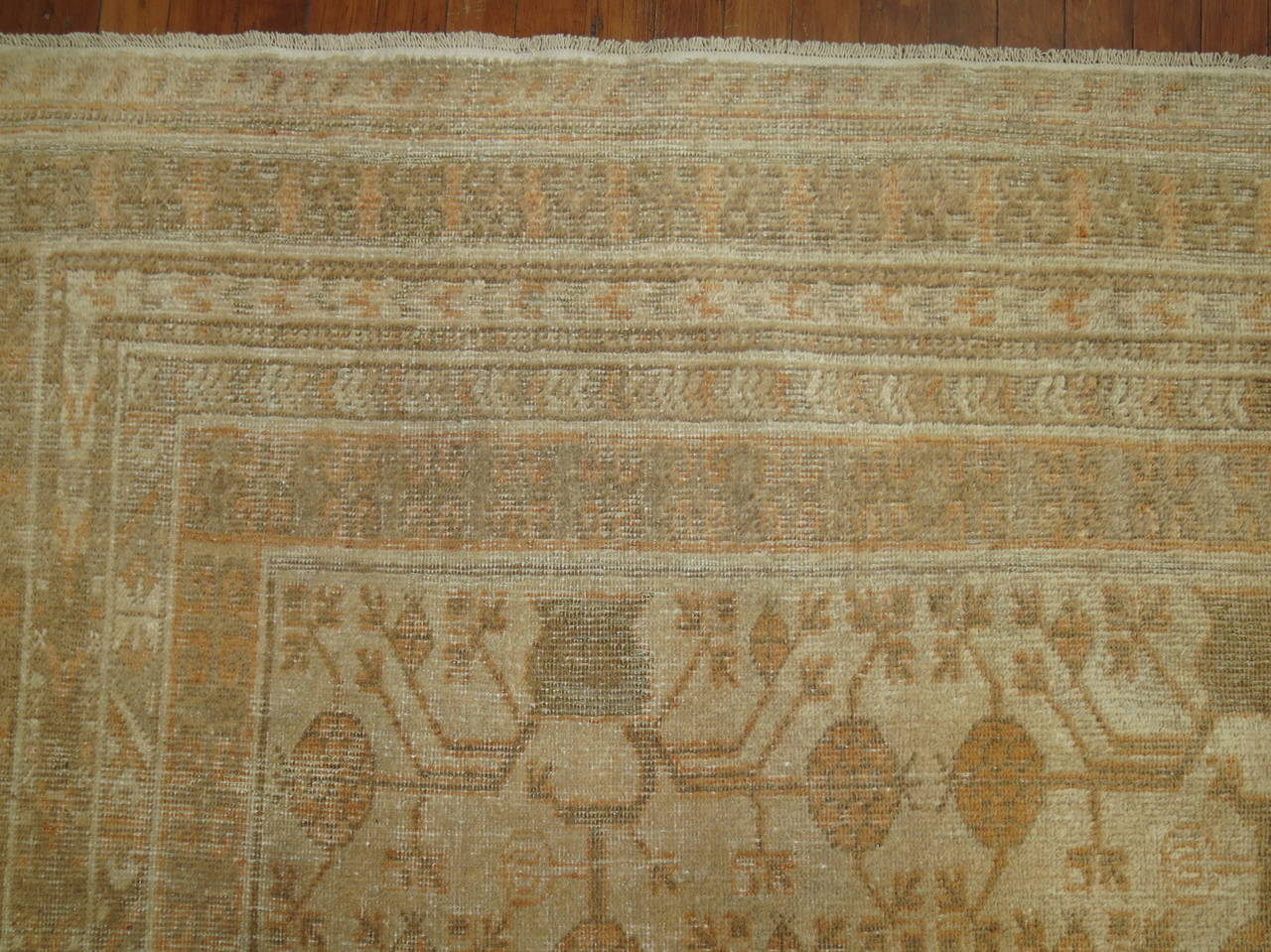 Pomegranate Motif Khotan Rug In Good Condition For Sale In New York, NY