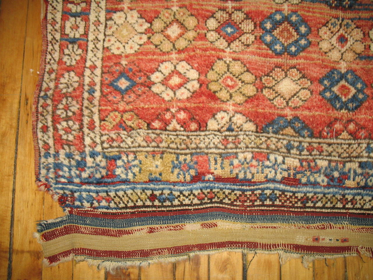 Bergama carpet are handwoven Turkish carpets, made in the Bergama district in the Izmir province of northwest Turkey. As a market place for the surrounding villages, the name of Bergama is used as a trade name to define the provenience.

The