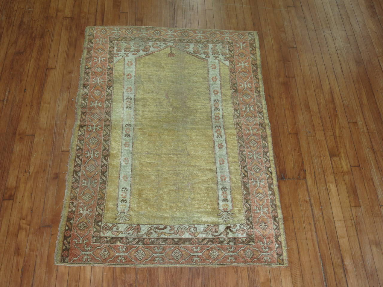 Angora Oushak Rug with Double Column Prayer Motif In Distressed Condition For Sale In New York, NY