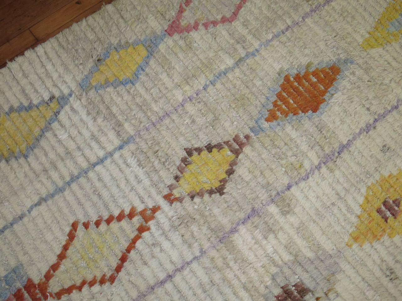 Vintage Turkish Tulu Carpet In Good Condition In New York, NY