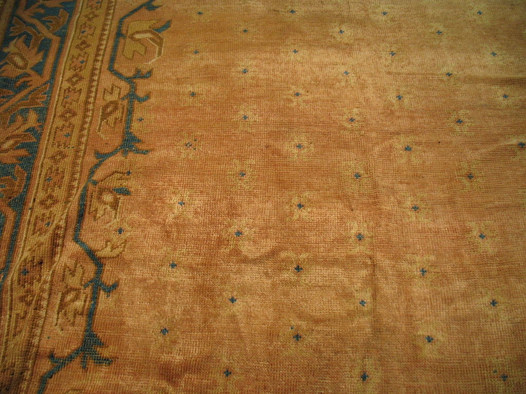 Palace Size Salmon Antique Oushak Carpet In Good Condition For Sale In New York, NY