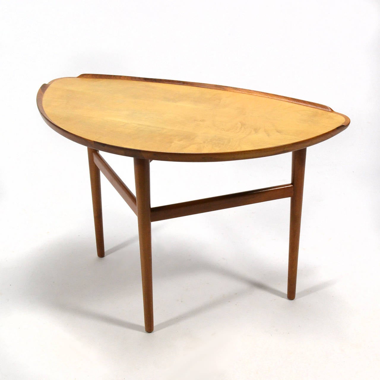 Sycomore Table Finn Juhl en vente