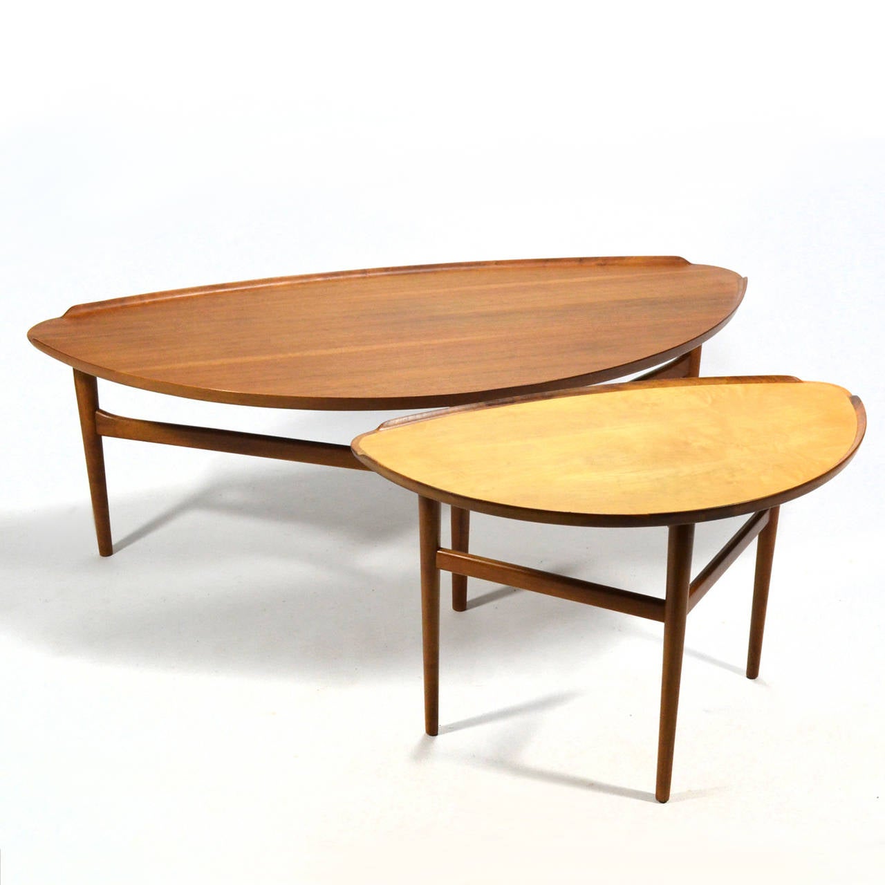Finn Juhl Table For Sale 1