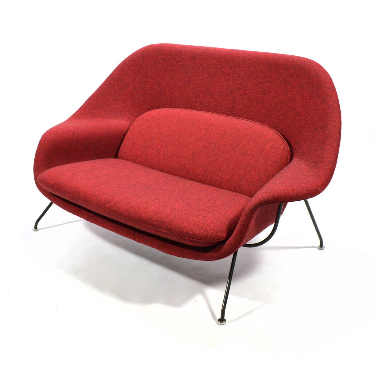 eero saarinen sofa