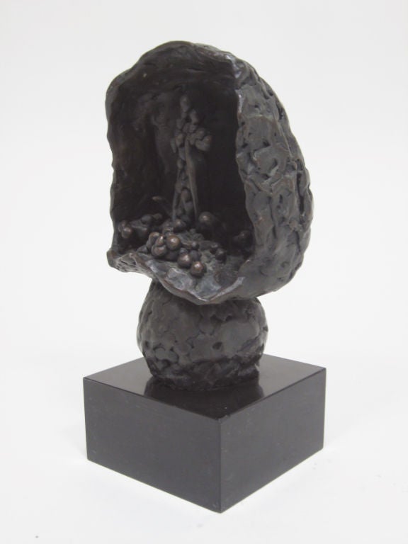 Abstract bronze sculpture by Roszi Tevan in vendita 2
