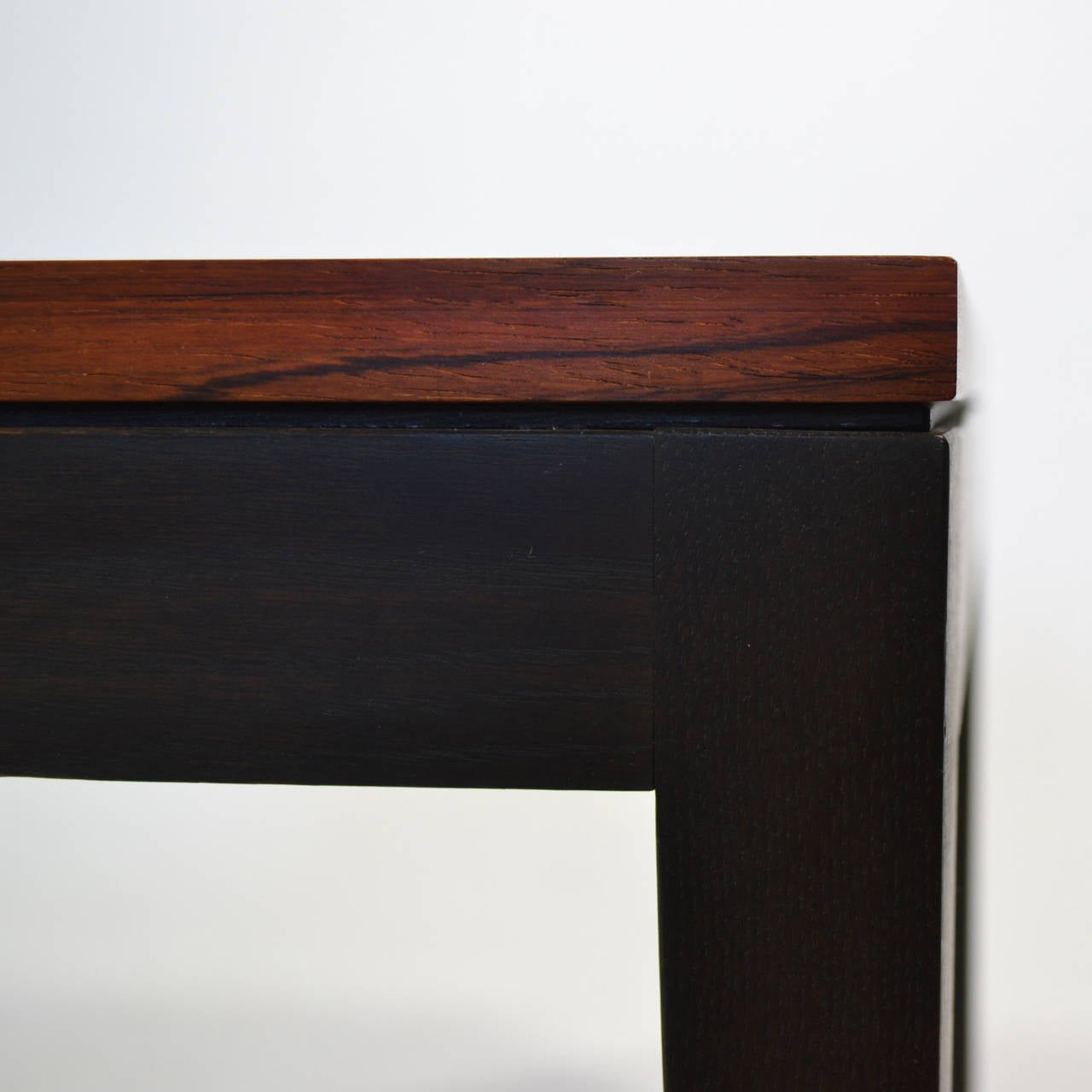 Rosewood Side Table by Knoll For Sale 2