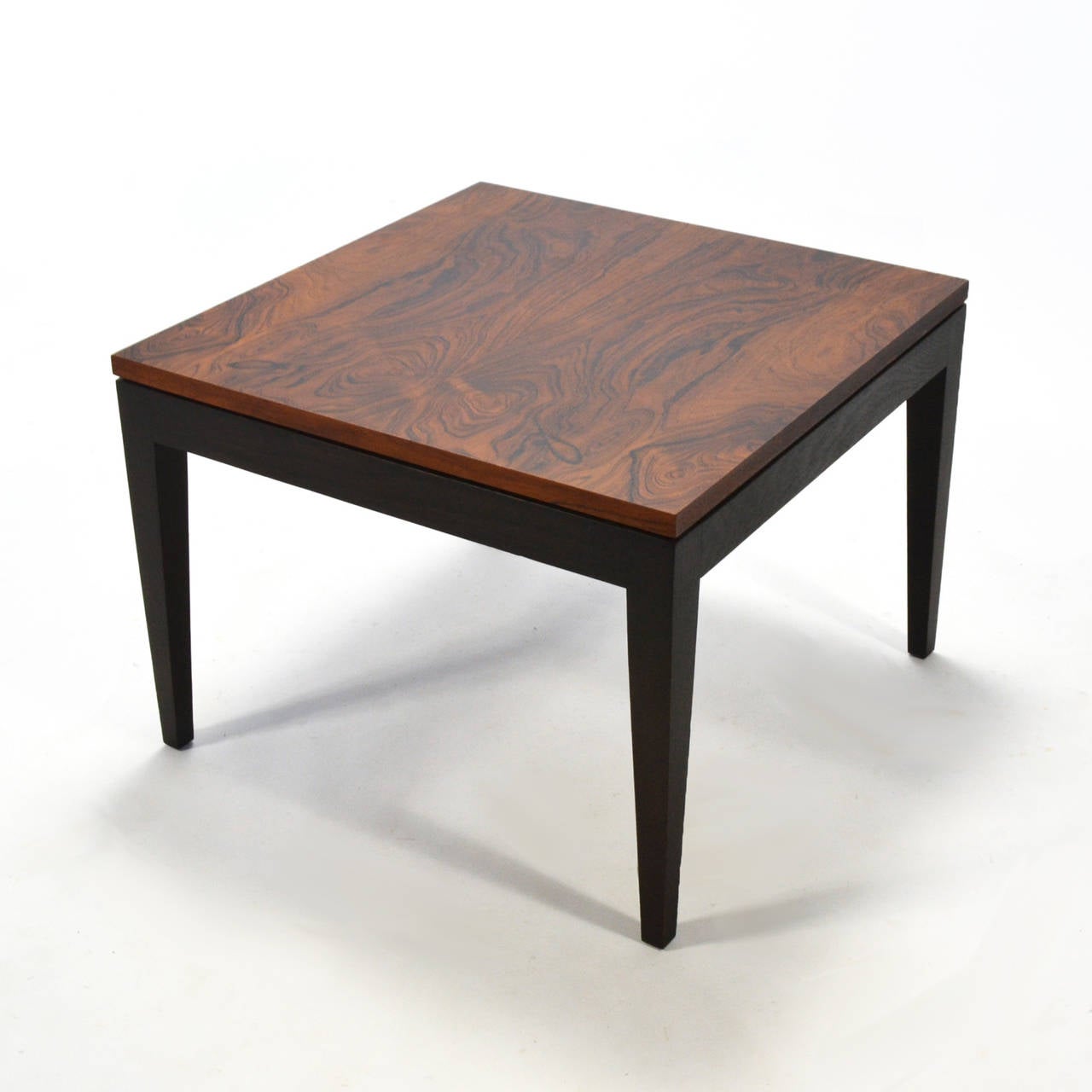 Rosewood Side Table by Knoll For Sale 4