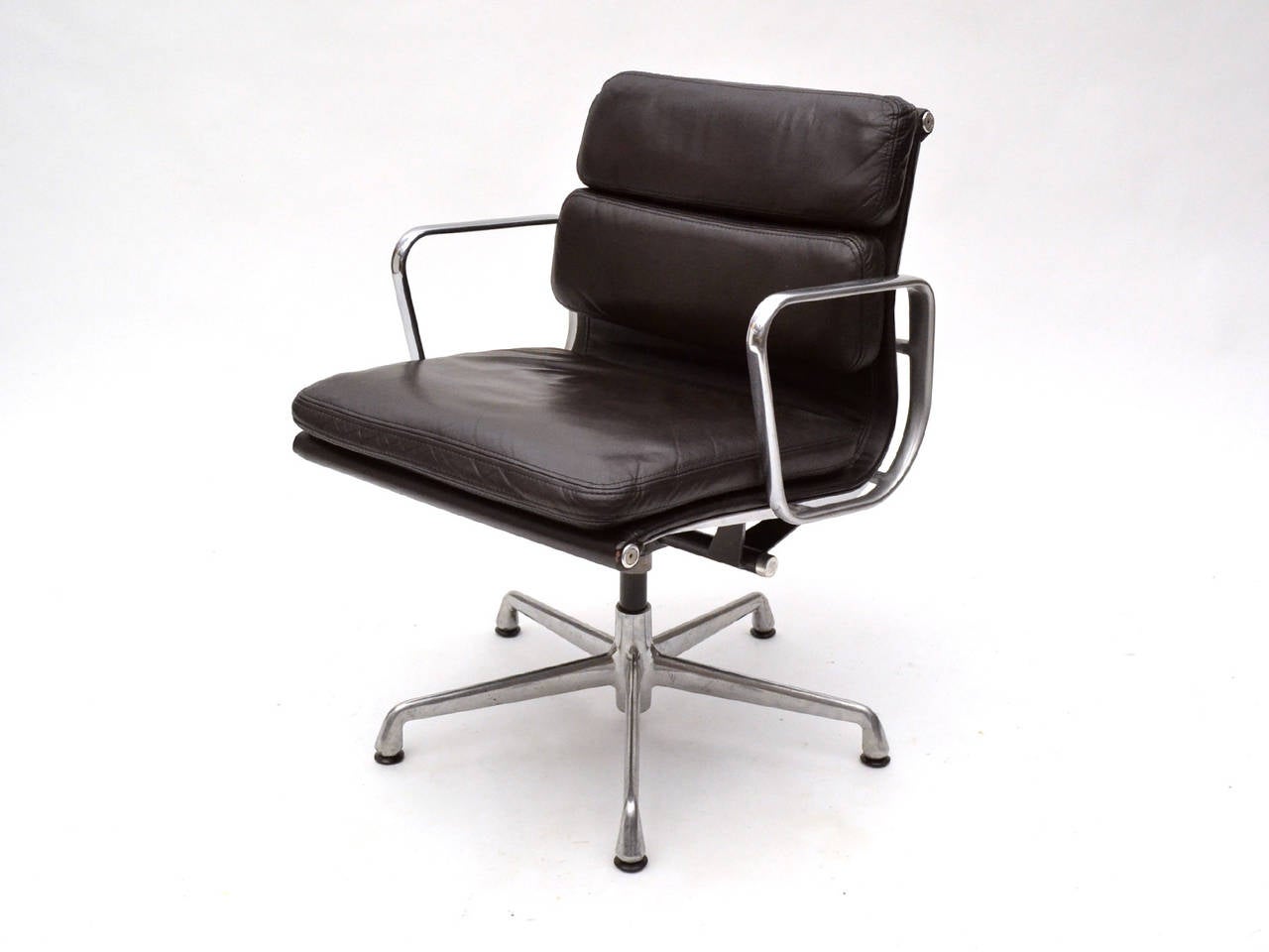 Mid-Century Modern Charles and Ray Eames Set of Six Soft Pad Chairs by Herman Miller