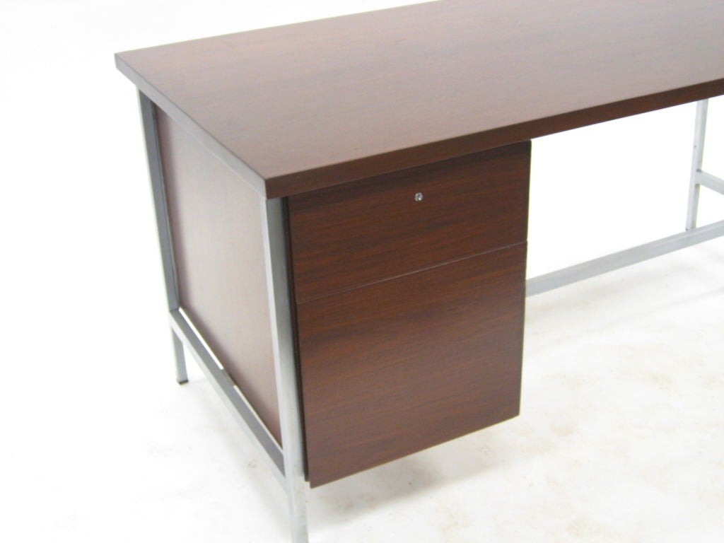 Florence Knoll desk with metal base at 1stDibs finnish earrings