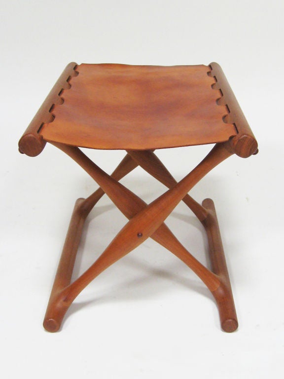 Danish Poul Hundevad Guldhoj folding stool in teak and leather