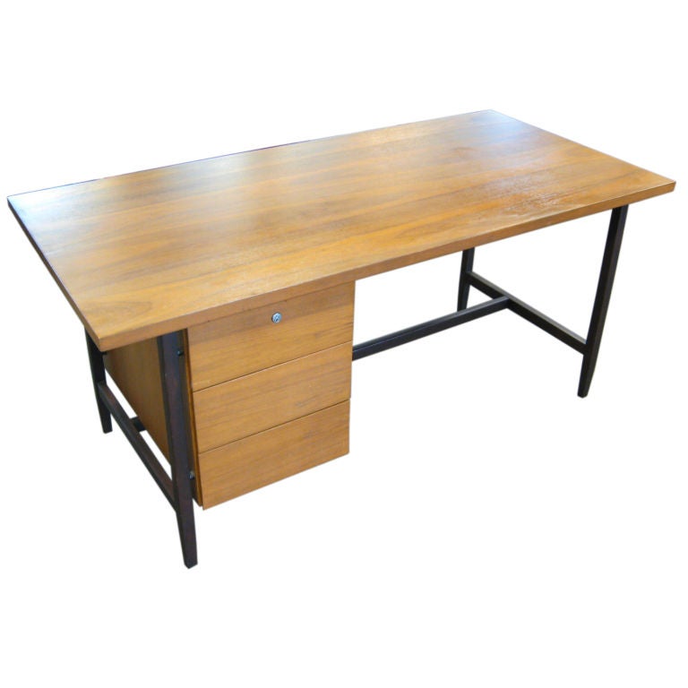 Early Florence Knoll signle pedestal desk