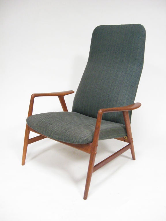 This 1957 design by Alf Svensson, the 