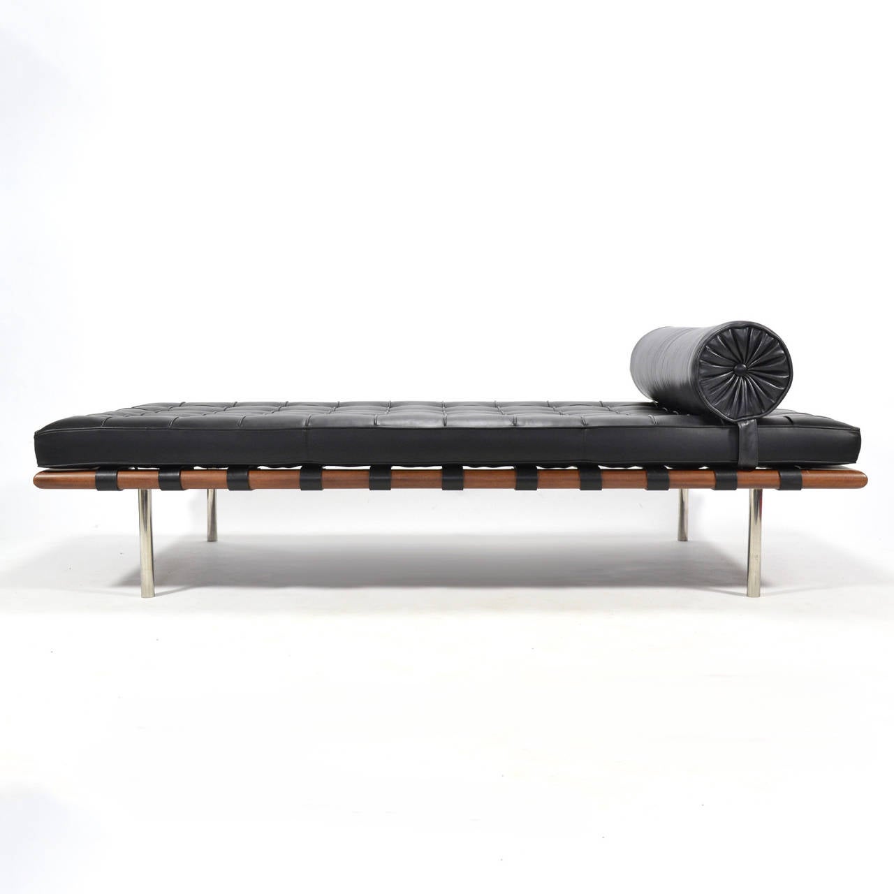 Ludwig Mies van der Rohe Barcelona Daybed by Knoll In Good Condition In Highland, IN