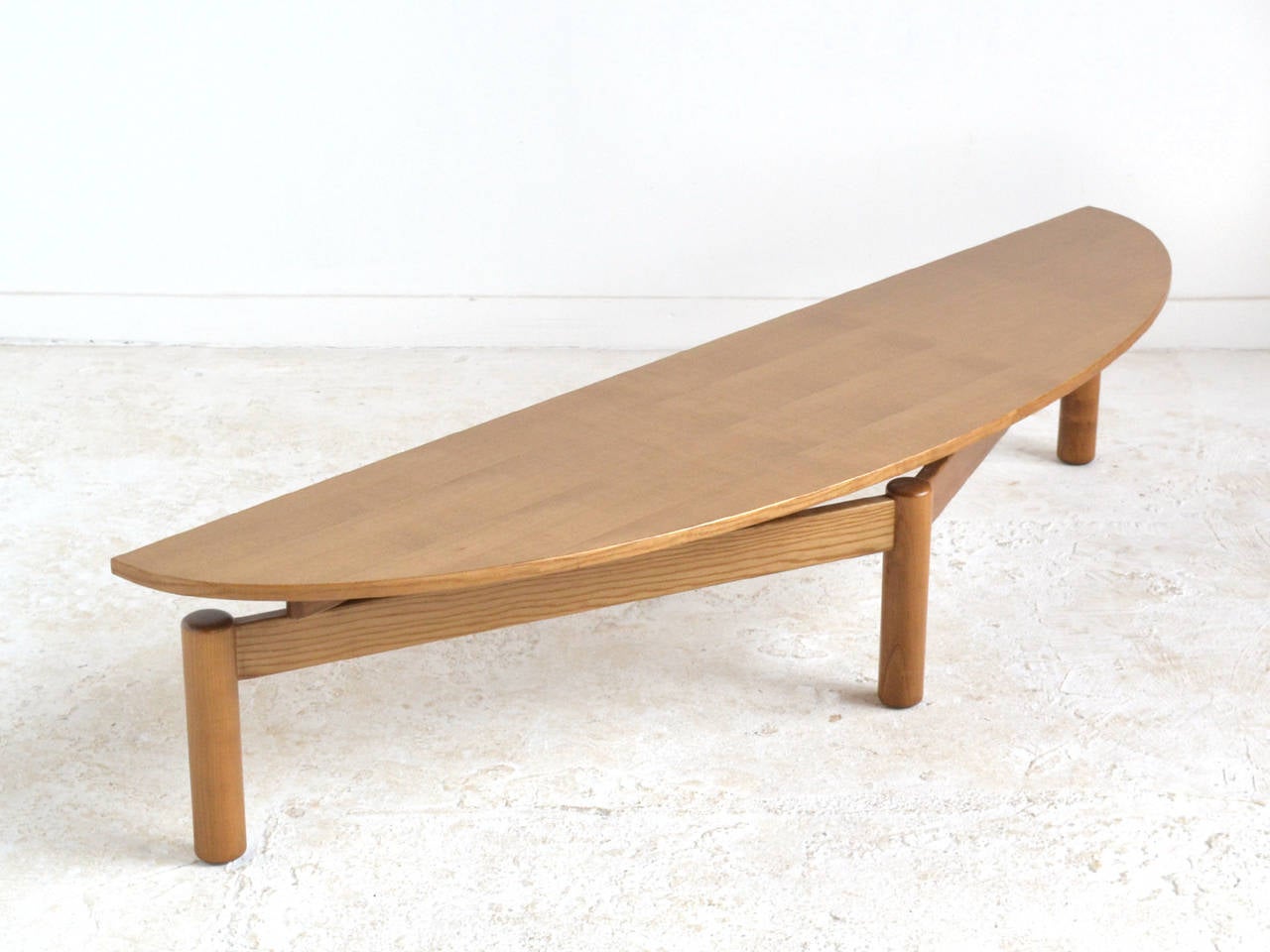 Vico Magistretti Sinbad Coffee Table by Cassina In Good Condition In Highland, IN