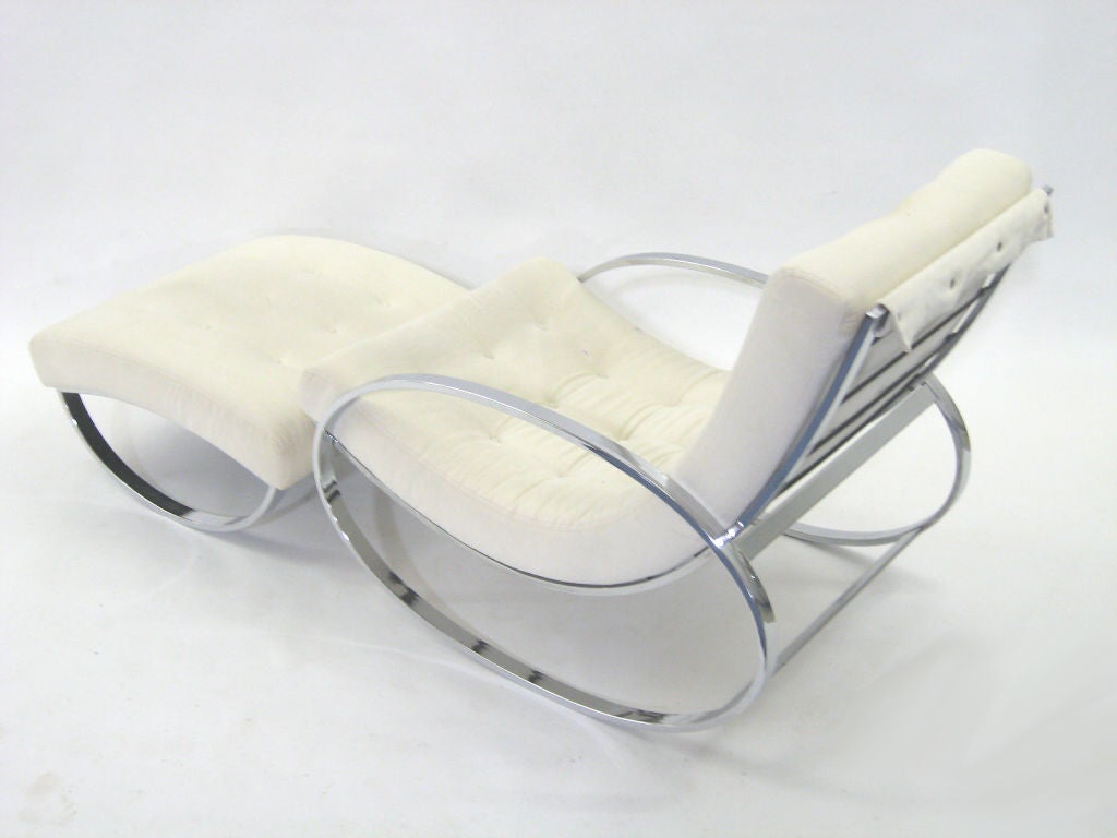 Italian chrome rocking chair  in the manner of Milo Baughman 1