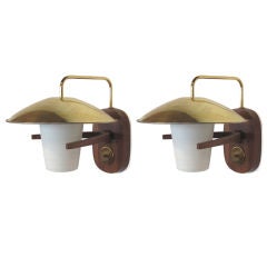 Pair of Lightolier wall sconces/ lamps in mint condition