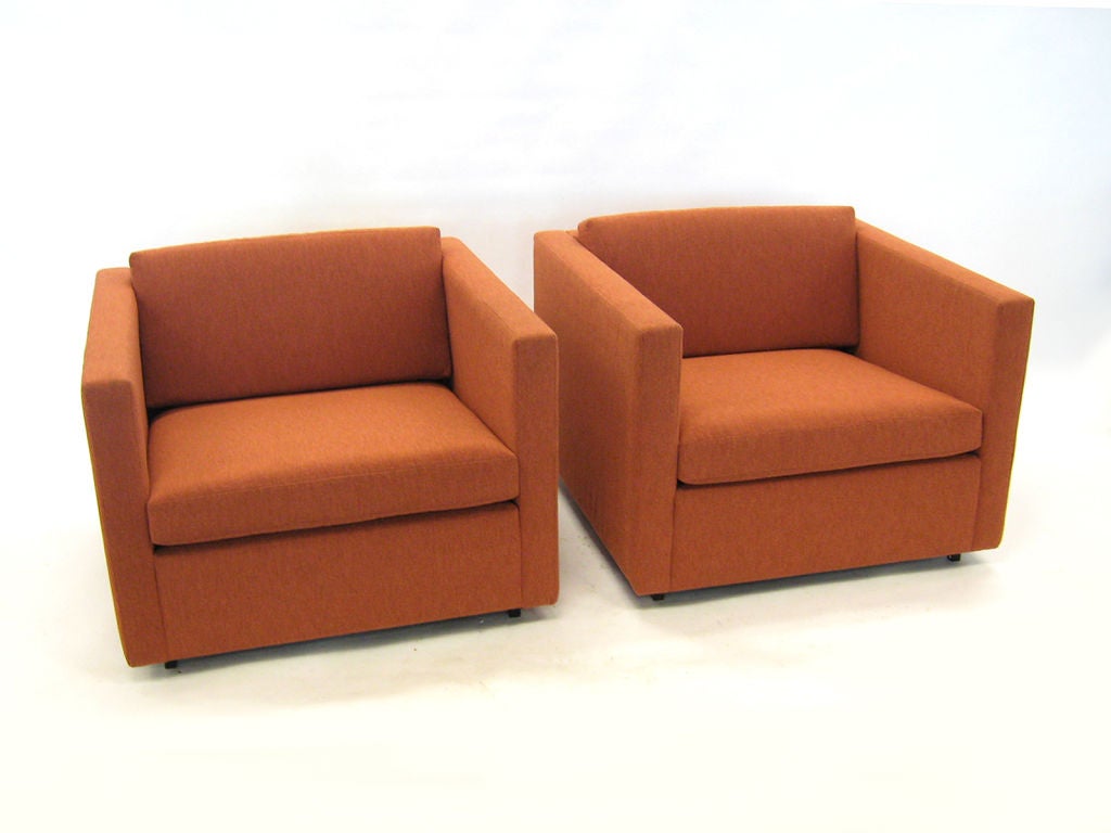 Pair of Charles Pfister lounge chairs by Knoll For Sale at 1stDibs