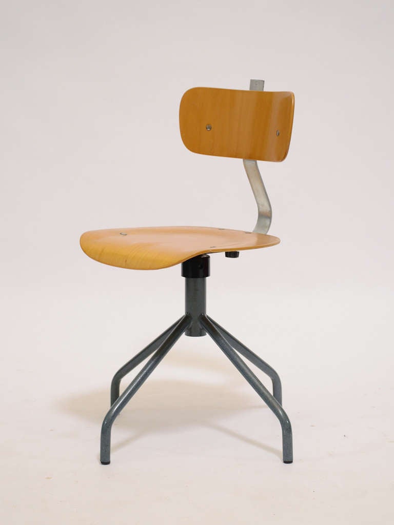 Italian Task Chair with Molded Plywood Seat and Back 5