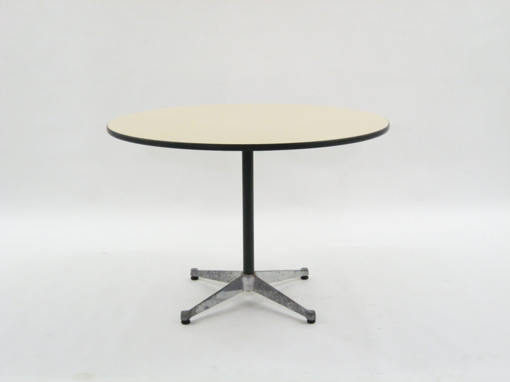 Set of Eames upholstered side chairs by Herman Miller For Sale 1