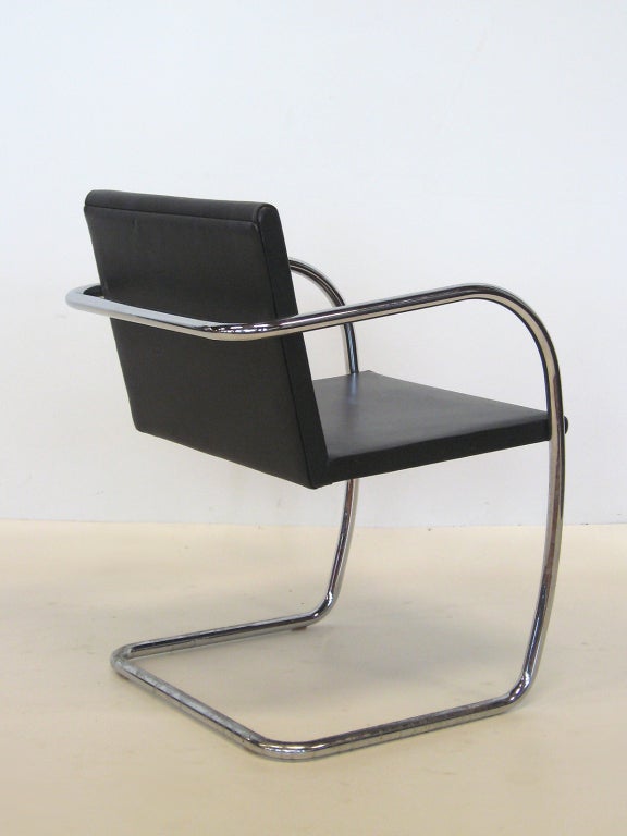 Ludwig Mies van der Rohe tubular Brno chairs by Knoll In Good Condition In Highland, IN