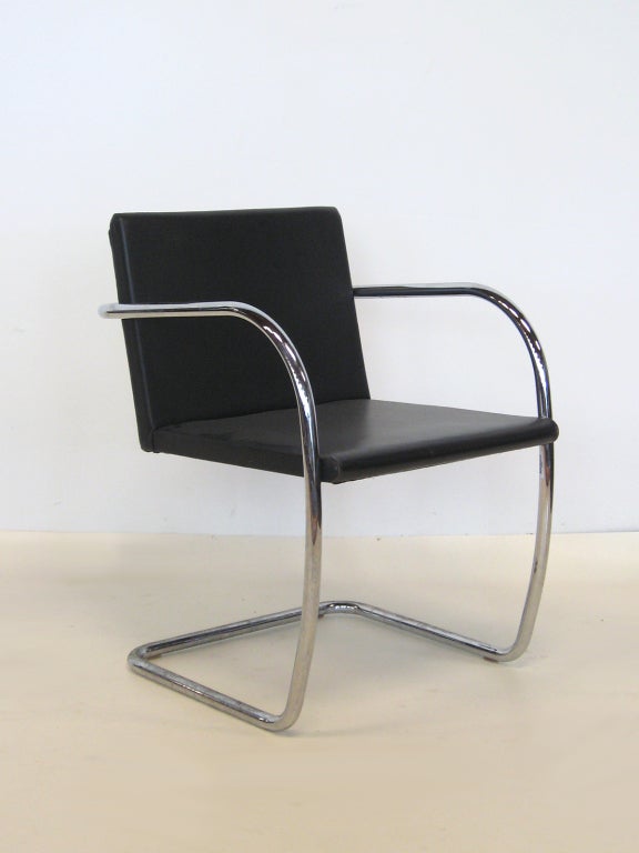 Leather Ludwig Mies van der Rohe tubular Brno chairs by Knoll