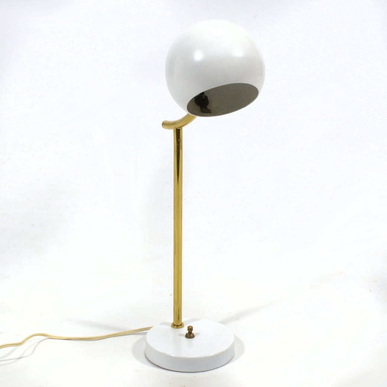 Nessen Desk or Table Lamp In Good Condition For Sale In Highland, IN