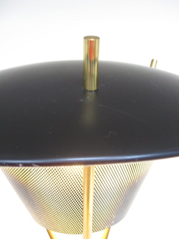 Brass Thomas Moser floor lamp by Lightolier For Sale