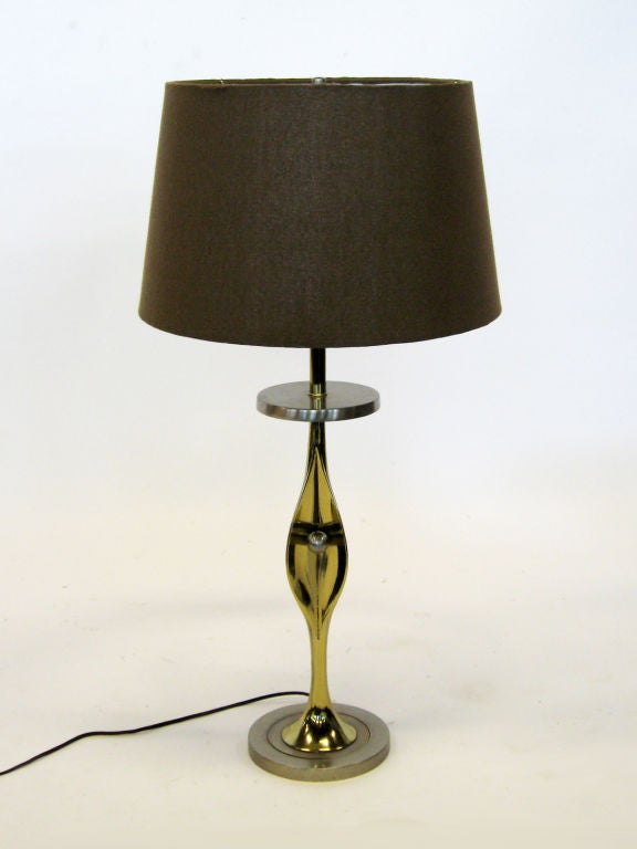 Laurel table lamp with sculptural base