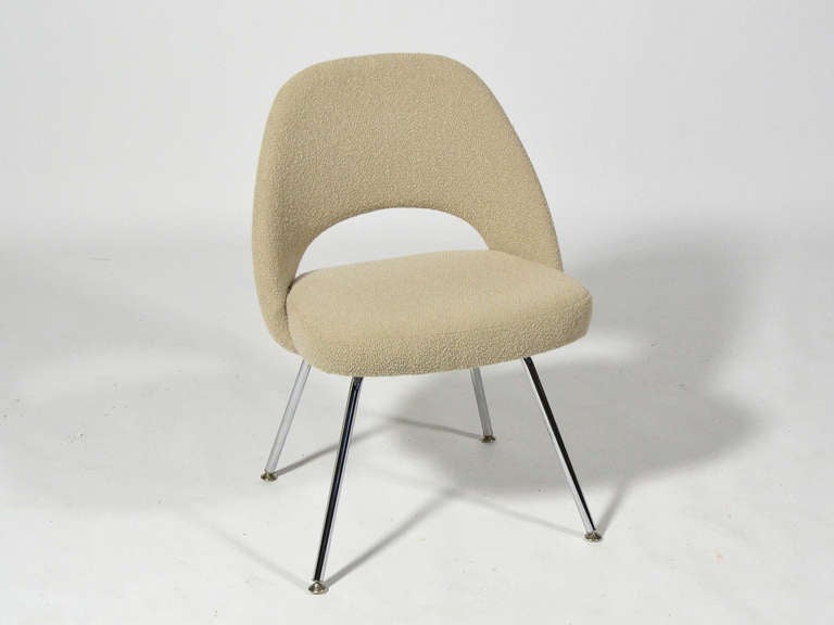 Fiberglass Set of Eight Eero Saarinen Chairs by Knoll